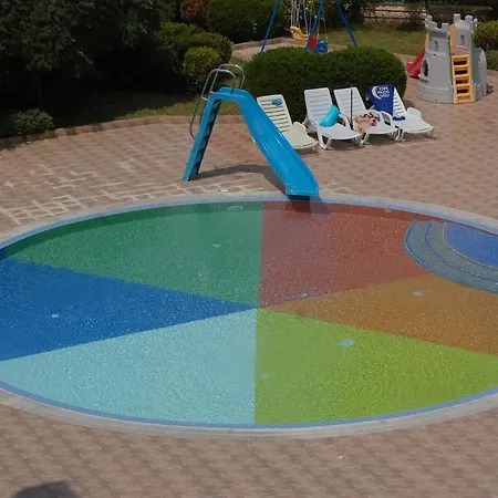아파트 Dimiandre In Sun City
